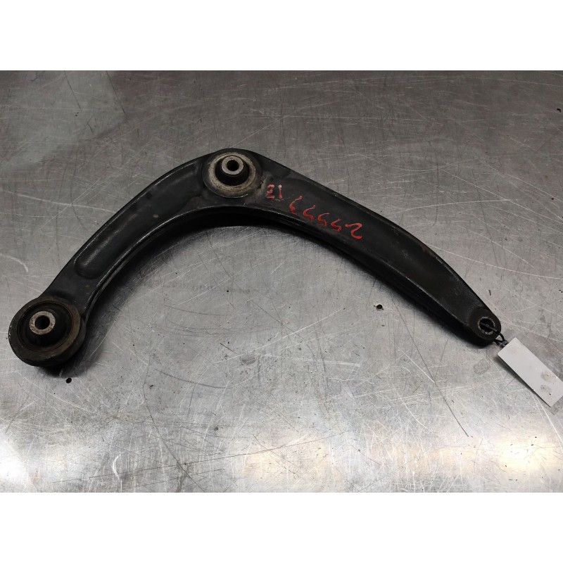 Recambio de brazo suspension inferior delantero izquierdo para peugeot partner tepee 1.6 bluehdi 100 referencia OEM IAM   