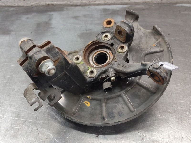 Recambio de mangueta delantera izquierda para skoda octavia ii combi (1z5) 2.0 tdi 4x4 referencia OEM IAM   