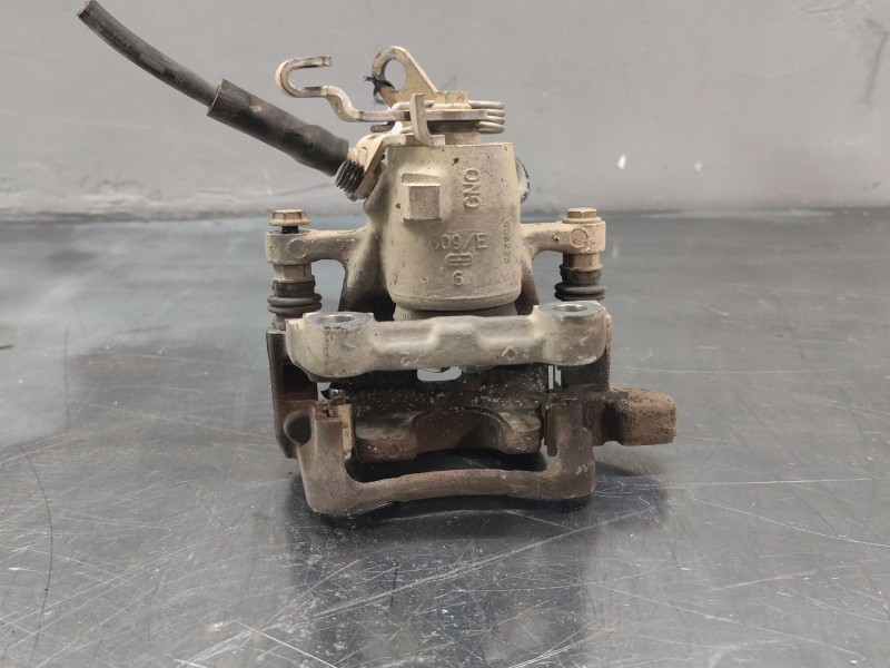 Recambio de pinza freno trasera izquierda para skoda octavia ii combi (1z5) 2.0 tdi 4x4 referencia OEM IAM   
