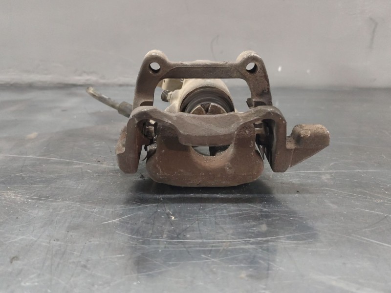 Recambio de pinza freno trasera izquierda para skoda octavia ii combi (1z5) 2.0 tdi 4x4 referencia OEM IAM   