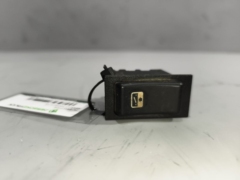 Recambio de interruptor para renault magnum ab diesel referencia OEM IAM 5010379342  