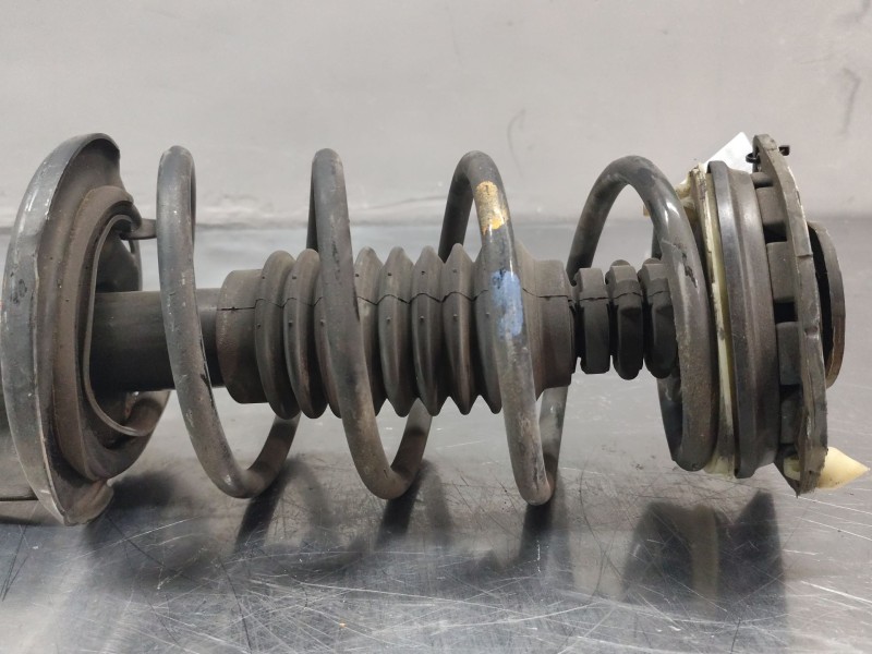 Recambio de amortiguador delantero izquierdo para renault megane ii coupe/cabrio authentique referencia OEM IAM   