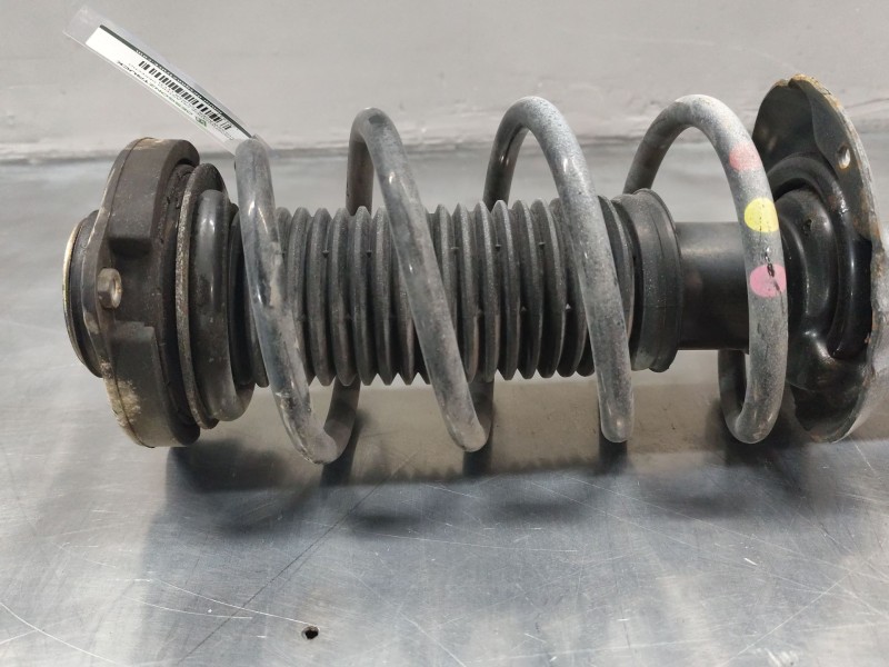 Recambio de amortiguador delantero derecho para volkswagen touran (1t3) 1.6 tdi referencia OEM IAM   