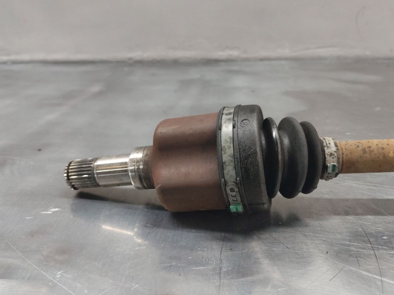 Recambio de transmision delantera izquierda para ford focus c-max (cap) ambiente (d) referencia OEM IAM   