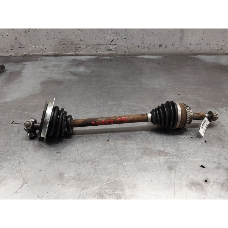 Recambio de transmision delantera izquierda para renault clio ii (bb_, cb_) 1.5 dci (b/cb08) referencia OEM IAM   