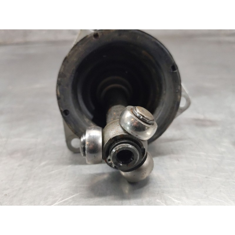 Recambio de transmision delantera izquierda para renault clio ii (bb_, cb_) 1.5 dci (b/cb08) referencia OEM IAM   