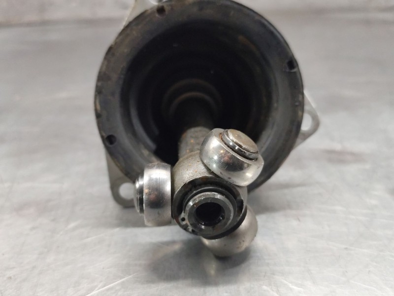 Recambio de transmision delantera izquierda para renault clio ii (bb_, cb_) 1.5 dci (b/cb08) referencia OEM IAM   