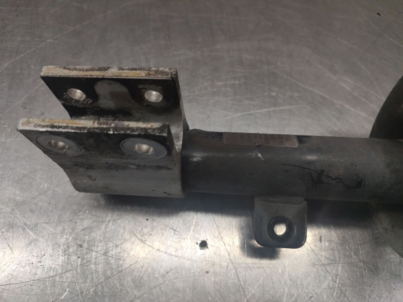 Recambio de amortiguador delantero izquierdo para peugeot partner tepee 1.6 bluehdi 100 referencia OEM IAM 982188848000  