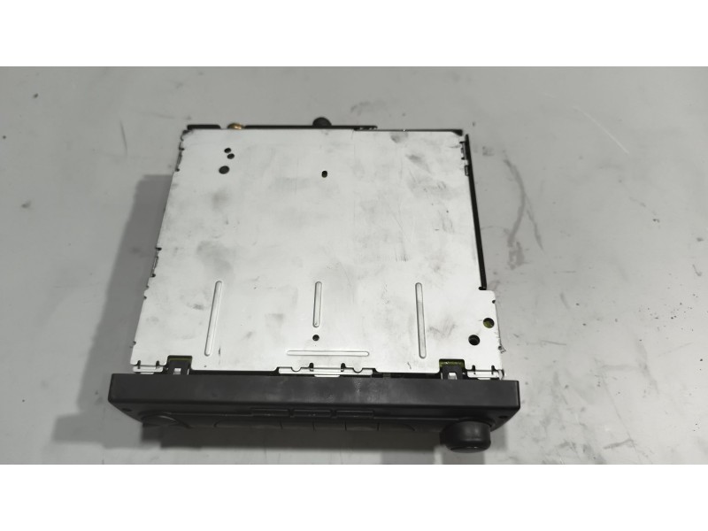 Recambio de sistema audio / radio cd para renault magnum ab diesel referencia OEM IAM 7421819272 28261016 