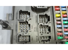 Recambio de caja reles / fusibles para renault magnum ab diesel referencia OEM IAM 7421464562   2