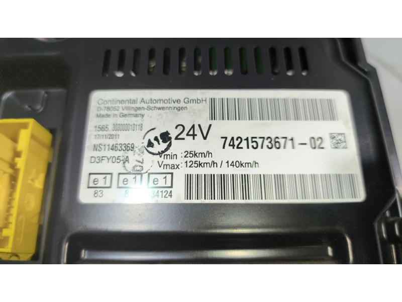 Recambio de cuadro instrumentos para renault magnum ab diesel referencia OEM IAM 7421573671  