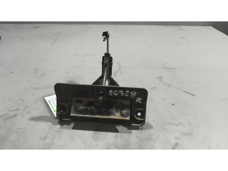 Recambio de maneta exterior delantera derecha para renault magnum ab diesel referencia OEM IAM 7482053981  