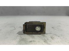 Recambio de mando elevalunas delantero derecho para renault magnum ab diesel referencia OEM IAM   