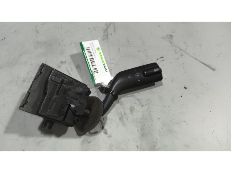 Recambio de mando limpia para renault magnum ab diesel referencia OEM IAM 7421535700  