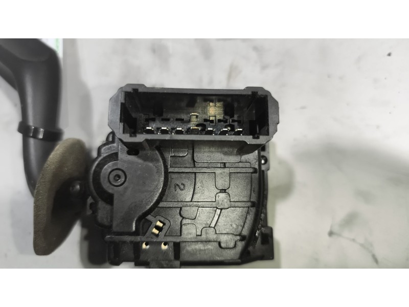 Recambio de mando limpia para renault magnum ab diesel referencia OEM IAM 7421535700  