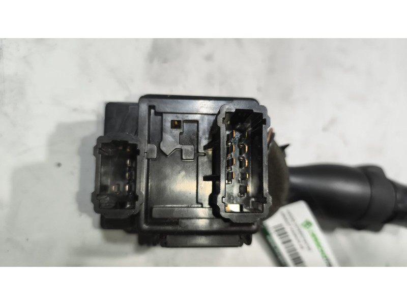 Recambio de mando intermitentes para renault magnum ab diesel referencia OEM IAM 5010589561  