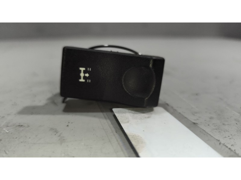 Recambio de interruptor para renault magnum ab diesel referencia OEM IAM 5010589016  