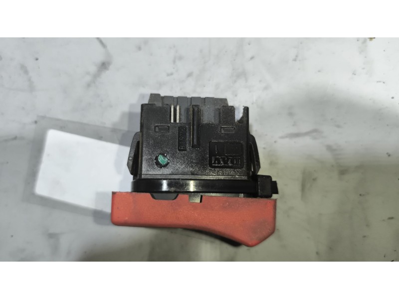 Recambio de warning para renault magnum ab diesel referencia OEM IAM 5010306848  