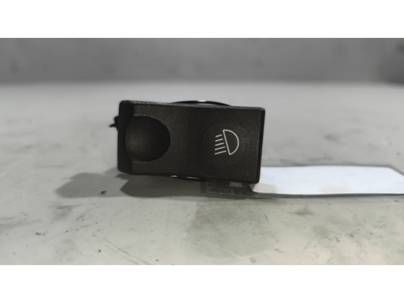 Recambio de interruptor para renault magnum ab diesel referencia OEM IAM 5010589022  