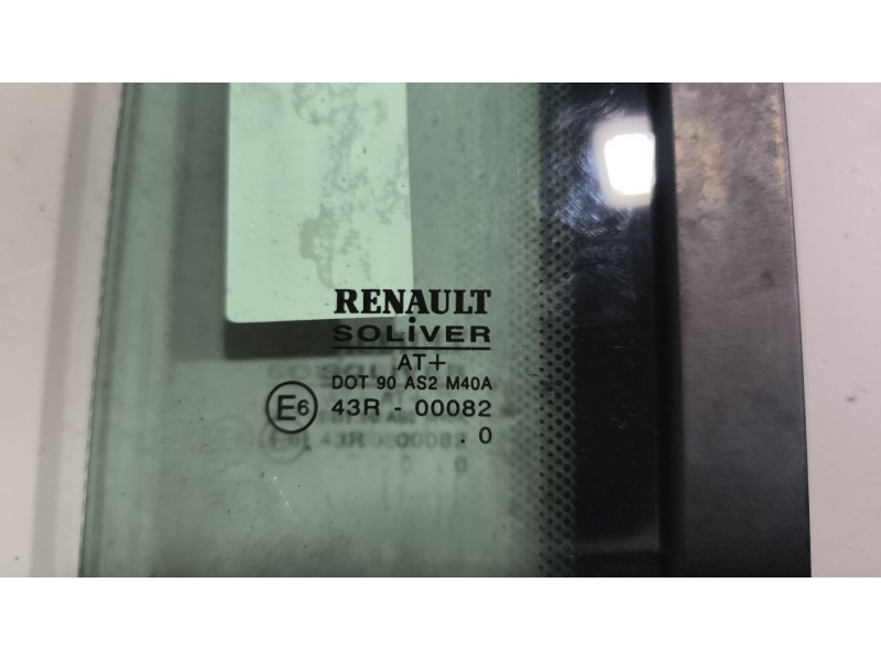 Recambio de luna custodia delantera derecha para renault magnum ab diesel referencia OEM IAM 7421011922  