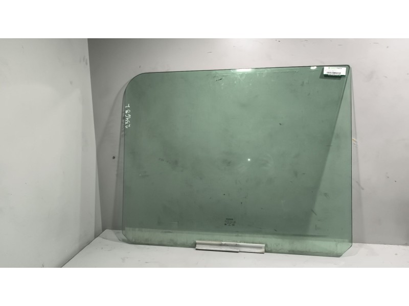 Recambio de luna delantera izquierda para renault magnum ab diesel referencia OEM IAM 7421017124  