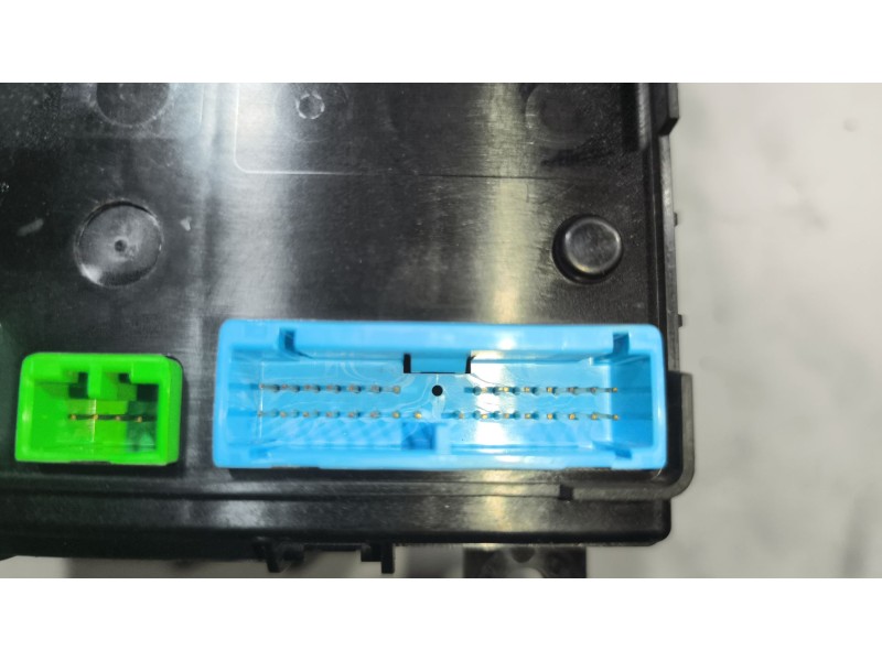 Recambio de modulo electronico para renault magnum ab diesel referencia OEM IAM 7421313712  