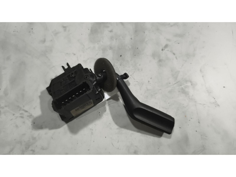 Recambio de mando limpia para renault magnum ab diesel referencia OEM IAM 7421535700  