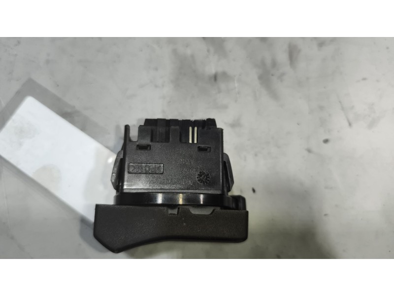 Recambio de interruptor para renault magnum ab diesel referencia OEM IAM 5010379357  