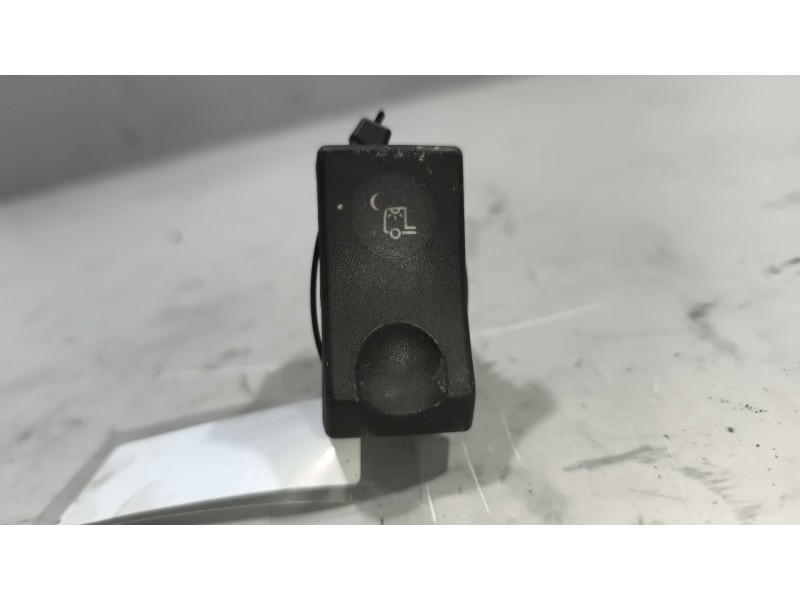 Recambio de interruptor para renault magnum ab diesel referencia OEM IAM 7420905312  