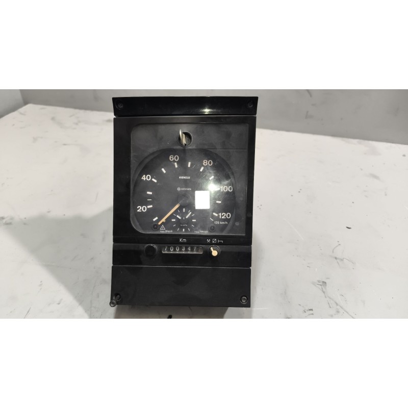 Recambio de tacografo para renault hd 300.18 / 26 premium e2 9.8 diesel referencia OEM IAM 13182480 1938718 