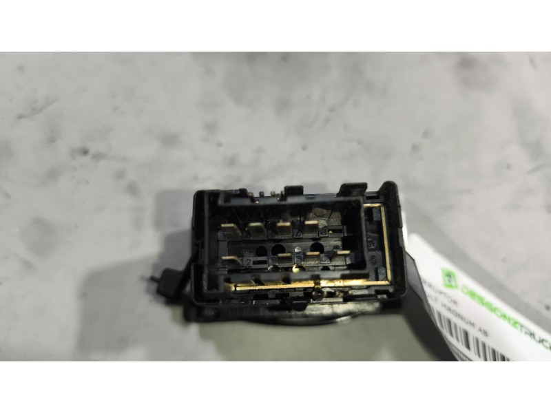 Recambio de interruptor para renault magnum ab diesel referencia OEM IAM 7420851306  