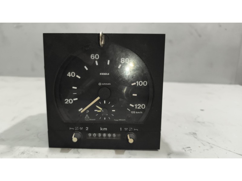 Recambio de tacografo para setra series 300 s317gt-hd, s317hd, s317hdh, s319gt-hd referencia OEM IAM 13182709 3233688 