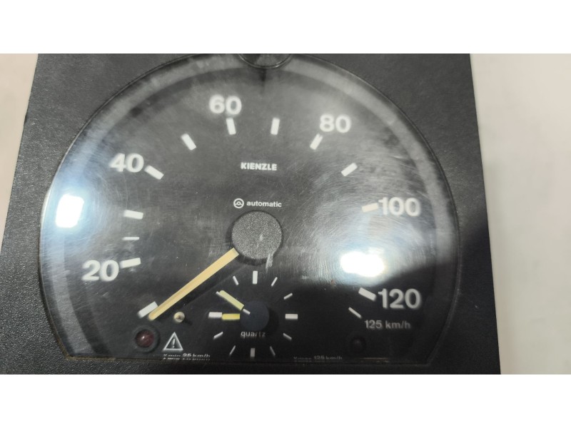 Recambio de tacografo para setra series 300 s317gt-hd, s317hd, s317hdh, s319gt-hd referencia OEM IAM 13182709 3233688 