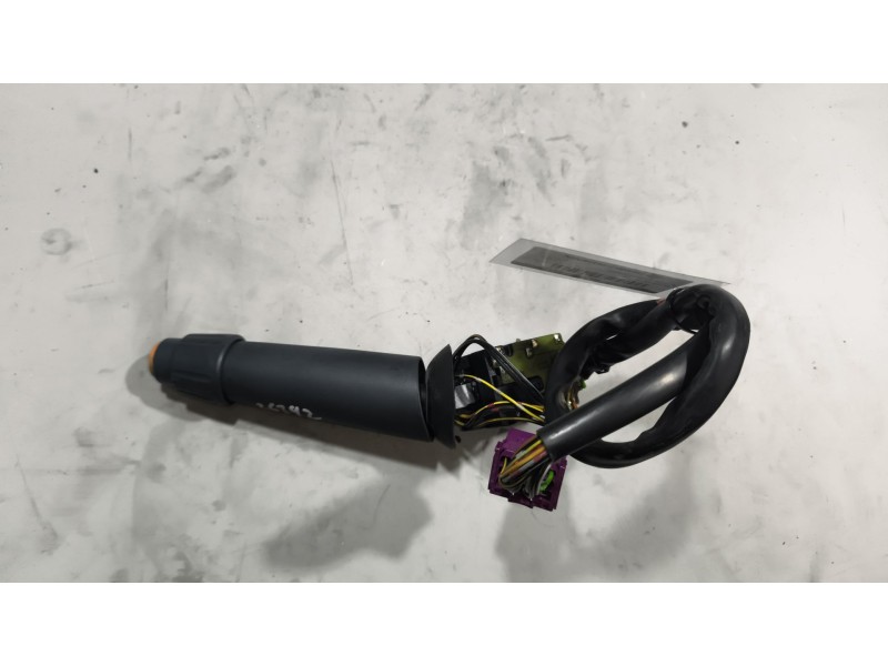 Recambio de mando intermitentes para setra series 300 s317gt-hd, s317hd, s317hdh, s319gt-hd referencia OEM IAM 00854501245  