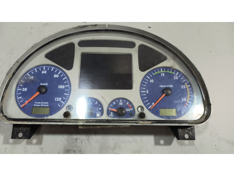 Recambio de cuadro instrumentos para iveco stralis (ad/at) referencia OEM IAM 504025358  