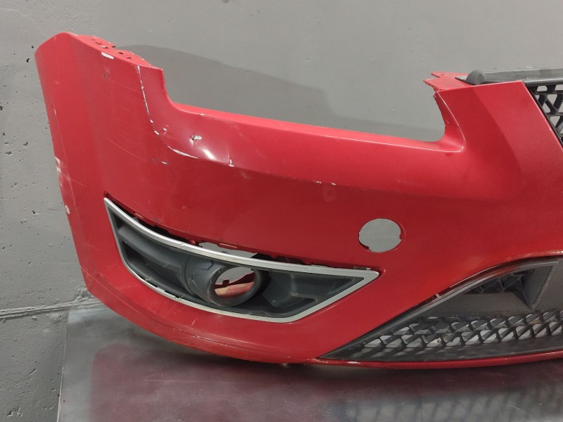 Recambio de paragolpes delantero para ford focus berlina (cap) 2.0 tdci cat referencia OEM IAM   