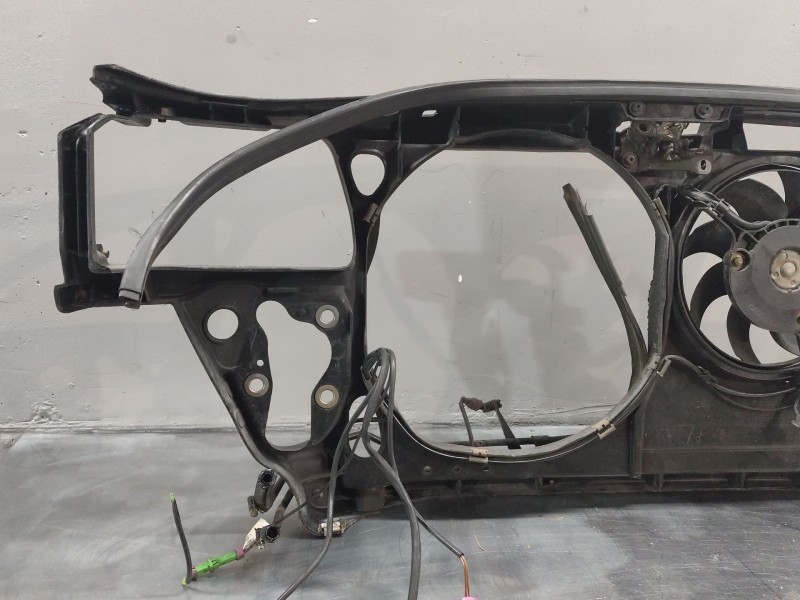 Recambio de panel frontal para audi a4 berlina (b5) 1.8 referencia OEM IAM   