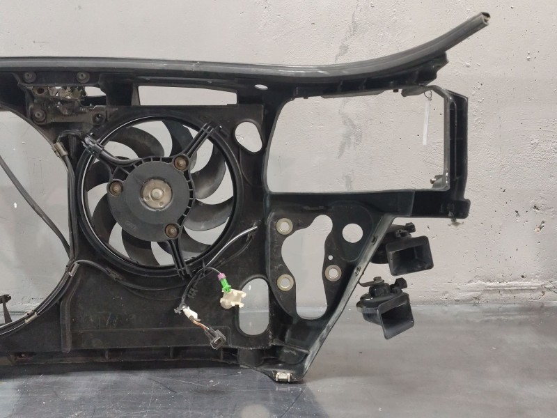 Recambio de panel frontal para audi a4 berlina (b5) 1.8 referencia OEM IAM   