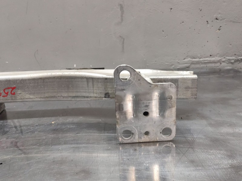 Recambio de refuerzo paragolpes delantero para renault megane ii classic berlina confort authentique referencia OEM IAM   