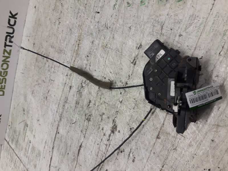 Recambio de cerradura puerta delantera derecha para mazda 3 berlina (bk) 1.6 crdt active referencia OEM IAM   