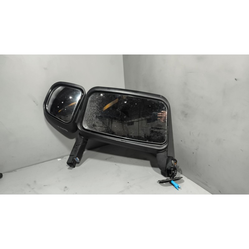 Recambio de retrovisor derecho para scania serie 4 (p/r 164 l) 15.6 diesel referencia OEM IAM   