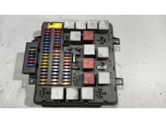 Recambio de caja reles / fusibles para daf serie lf45.xxx desde 06 6.7 diesel referencia OEM IAM 7420792050  