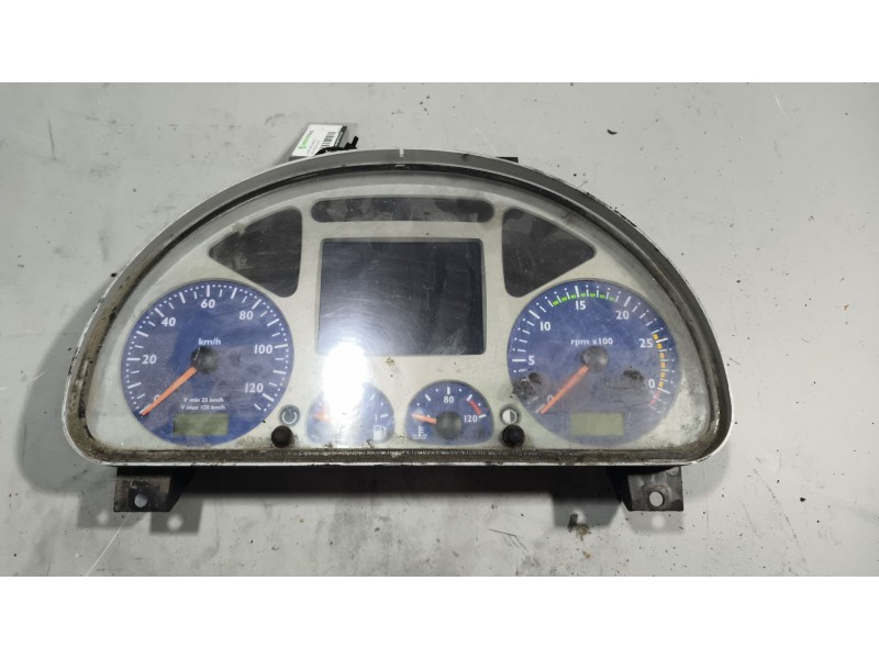 Recambio de cuadro instrumentos para iveco stralis (ad/at) referencia OEM IAM 504025358  