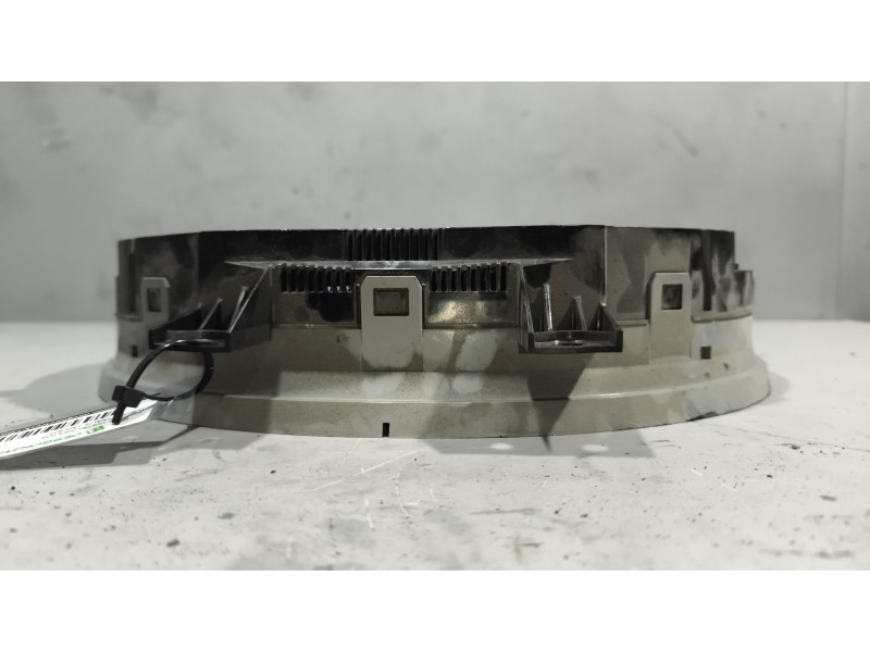 Recambio de cuadro instrumentos para iveco stralis (ad/at) referencia OEM IAM 504025358  