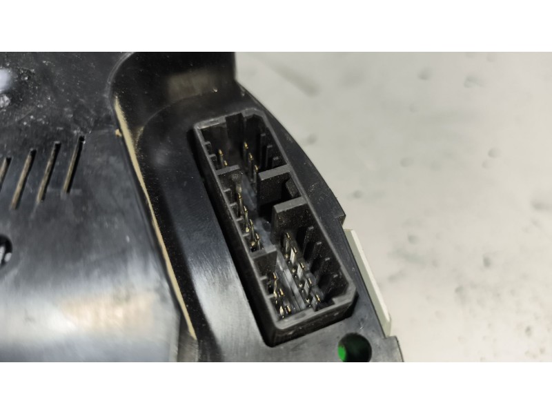 Recambio de cuadro instrumentos para iveco stralis (ad/at) referencia OEM IAM 504025358  