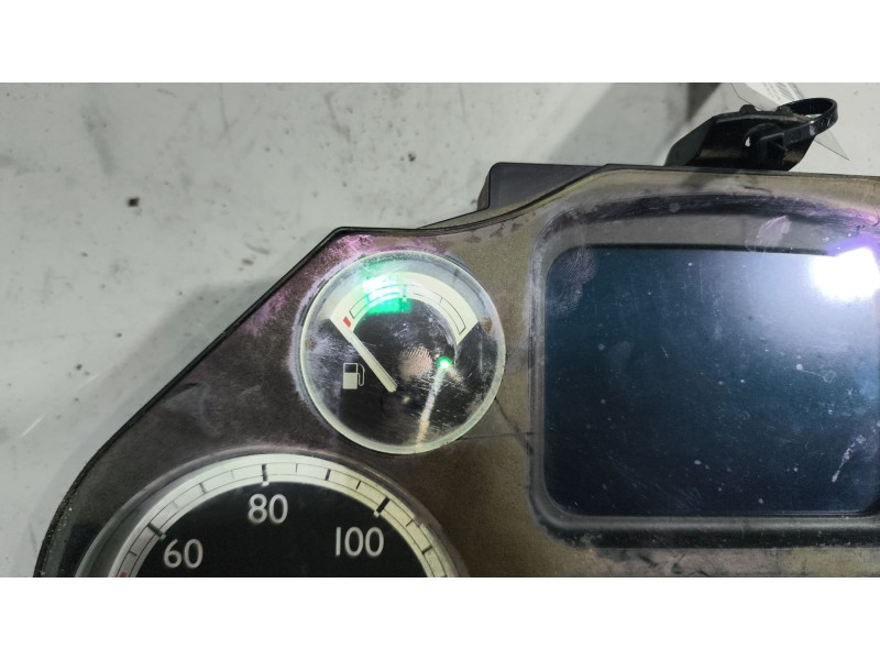 Recambio de cuadro instrumentos para daf serie lf45.xxx desde 06 6.7 diesel referencia OEM IAM 1699402 7420909972 