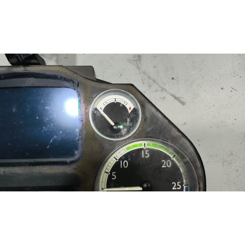 Recambio de cuadro instrumentos para daf serie lf45.xxx desde 06 6.7 diesel referencia OEM IAM 1699402 7420909972 