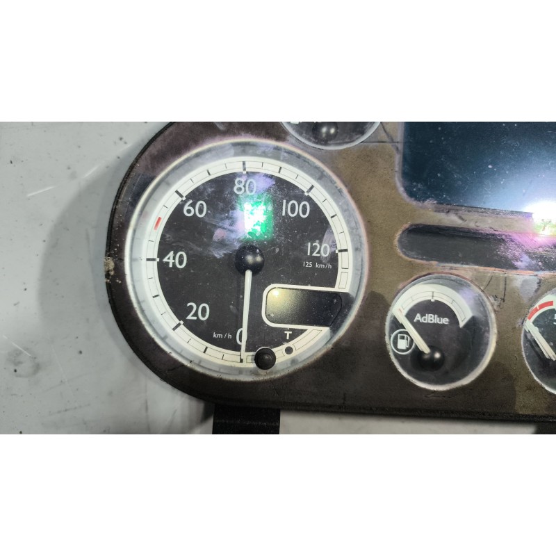 Recambio de cuadro instrumentos para daf serie lf45.xxx desde 06 6.7 diesel referencia OEM IAM 1699402 7420909972 