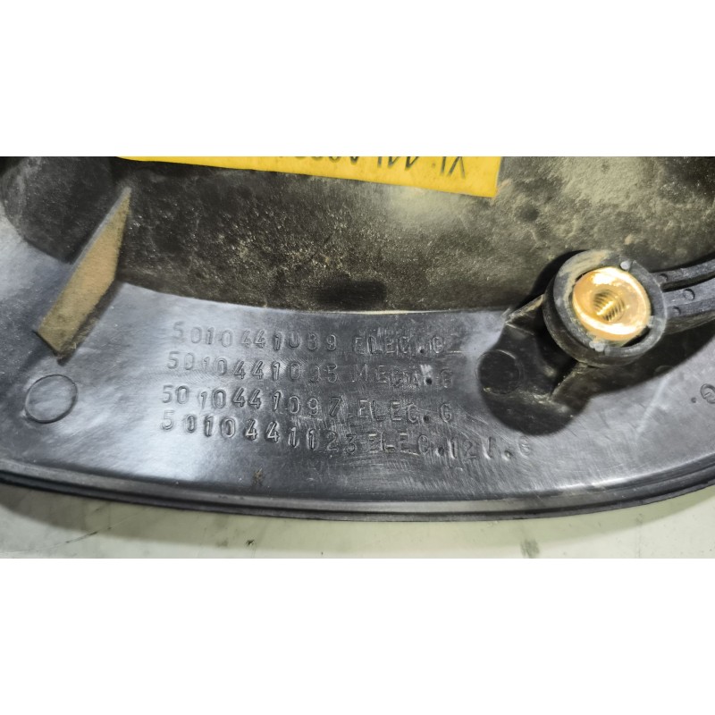 Recambio de maneta exterior delantera izquierda para renault midlum fg xxx.10    e5 corto referencia OEM IAM 5001858129 50105387