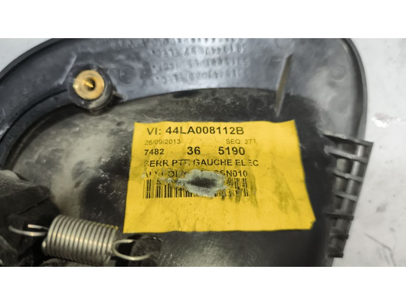 Recambio de maneta exterior delantera izquierda para renault midlum fg xxx.10    e5 corto referencia OEM IAM 5001858129 50105387